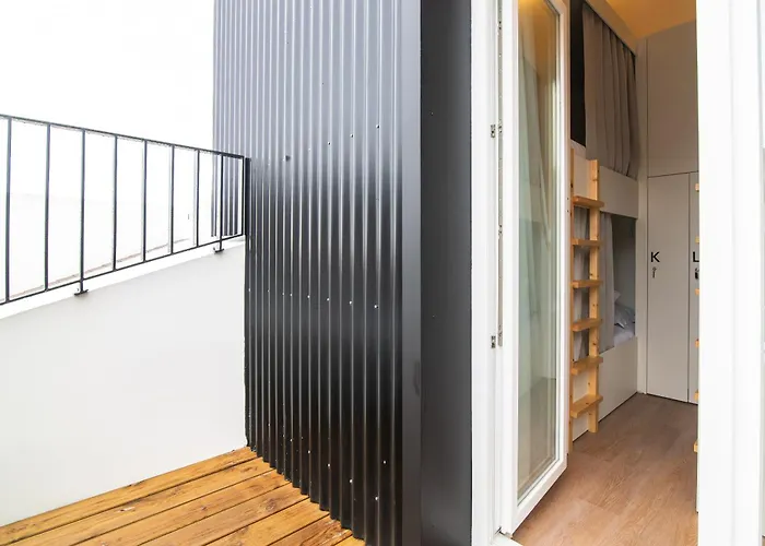 ホステル Azoriani